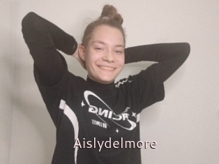 Aislydelmore