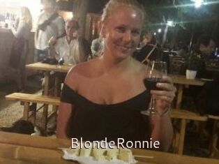 BlondeRonnie