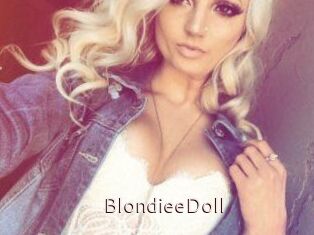 BlondieeDoll