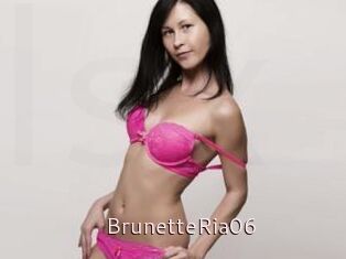 BrunetteRia06