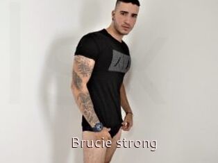 Brucie_strong