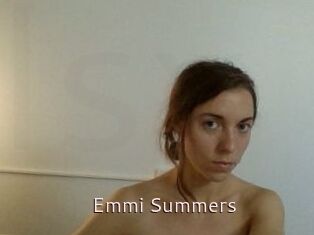 Emmi_Summers