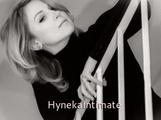 HynekaIntimate