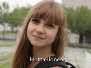 Hottielioness