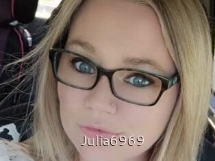 Julia6969