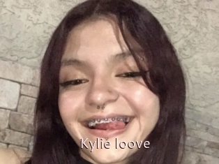 Kylie_loove