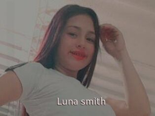 Luna_smith