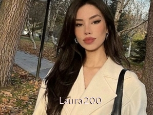 Laura200