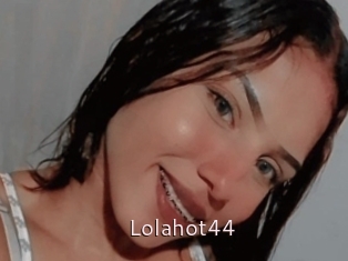 Lolahot44