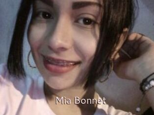 Mia_Bonnet