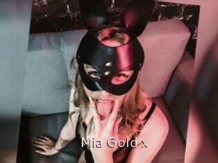 Mia_Gold_x