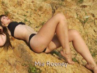 Mia_Rooney