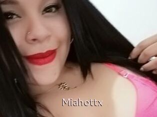 Miahottx