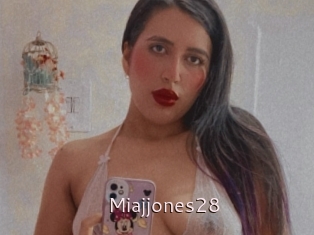 Miajjones28