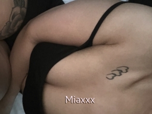 Miaxxx