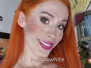 Moonxwhite