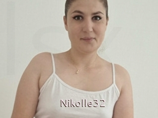 Nikolle32