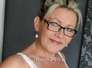 Roxie34dd